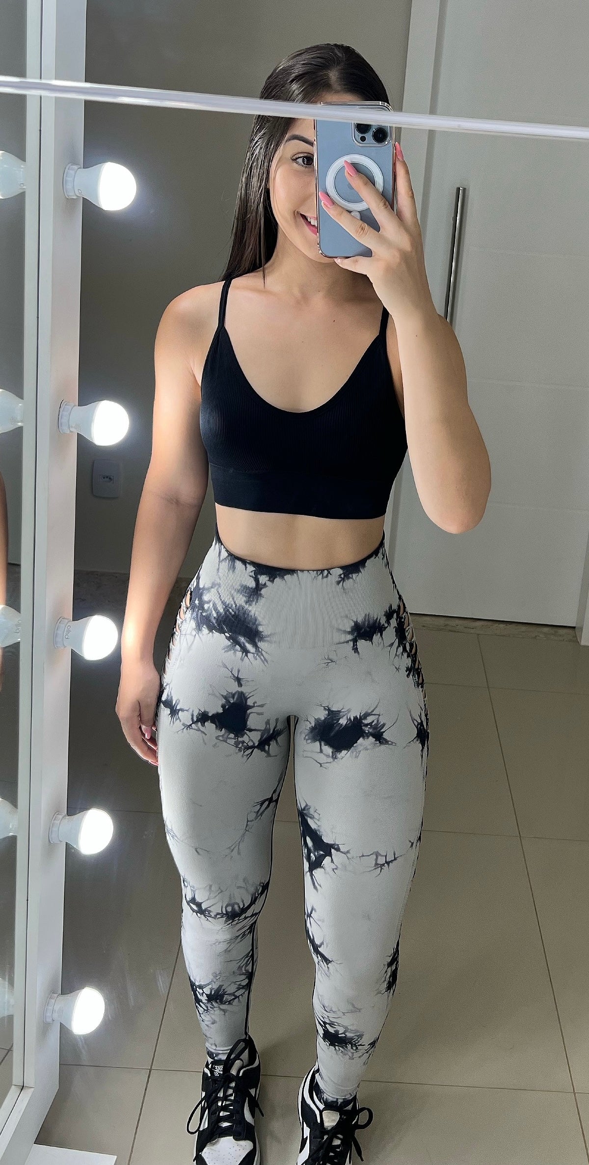 Conjunto Legging Empina Bumbum Cortes a Laser