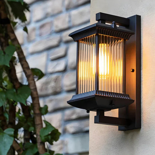 Pavo's Outdoor Wall Light